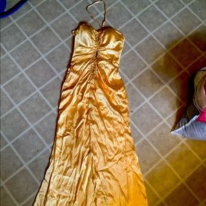Prom 👗gold…never been worn